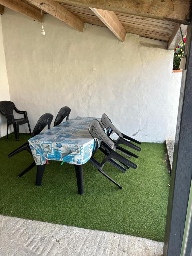Petite Maison Au Calme, Dans Impasse Ferienhaus