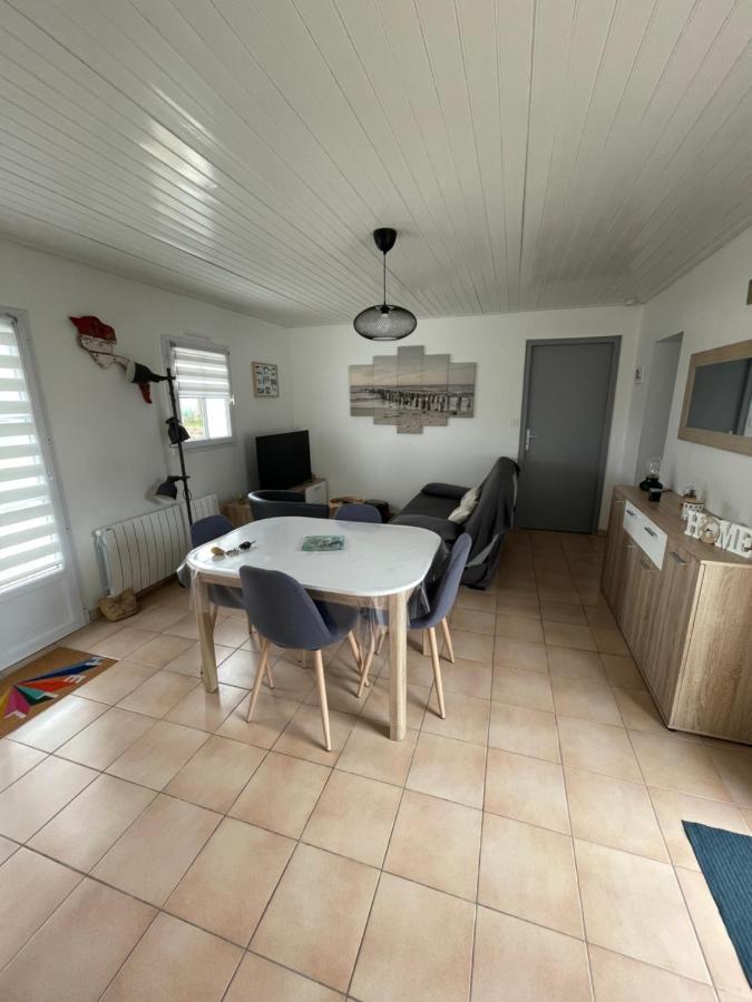 Petite Maison Au Calme, Dans Impasse Ferienhaus *